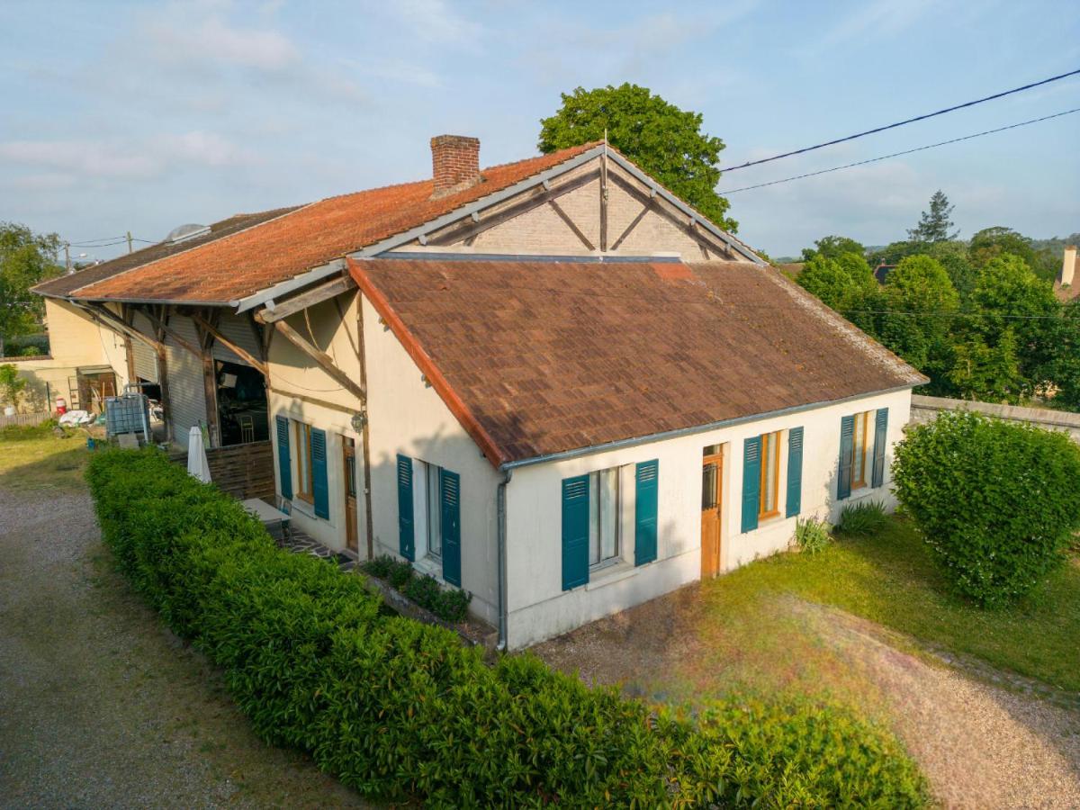 Gite 32 Rue Du Huit Mai Freneuse  Екстериор снимка